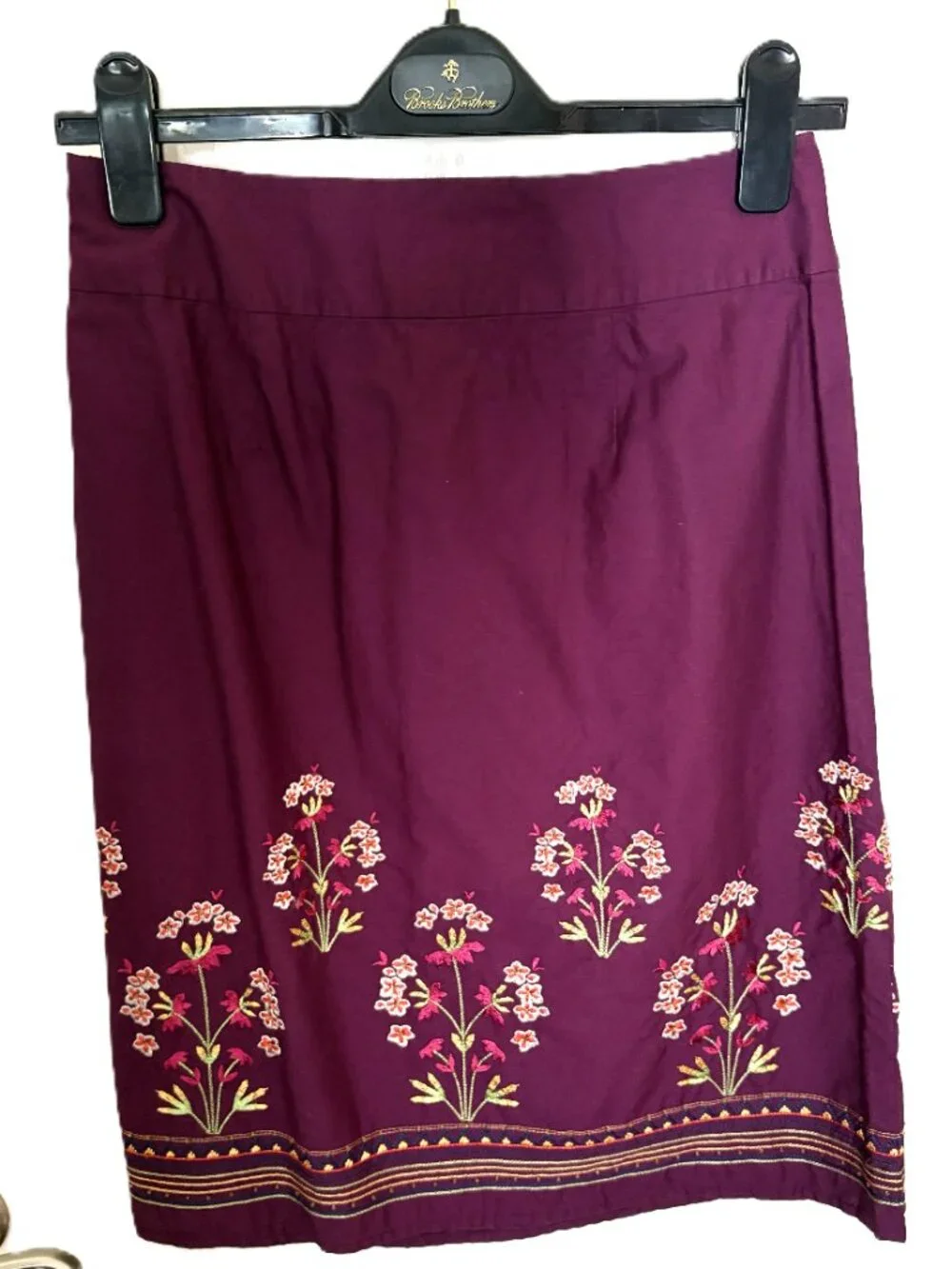 Talbots Petites Cotton Skirt Purples with Embroidered Floral Size 4